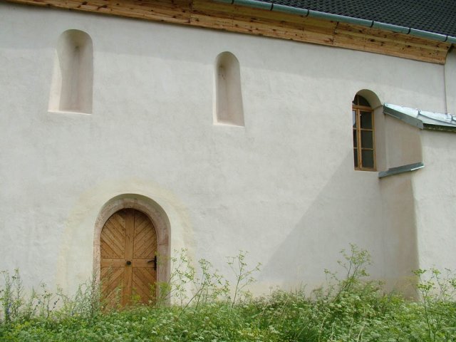 425 Szilice